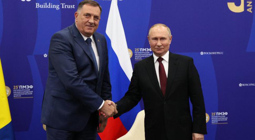 63281b7fd54f3-dodik putin.jpg